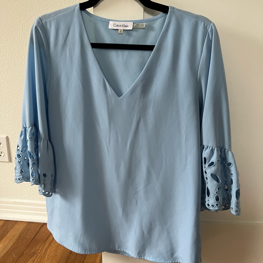 Women's Calvin Klein Long Sleeve Blouse w/ Sleeve Detail blue daisy - Picture 2 of 4